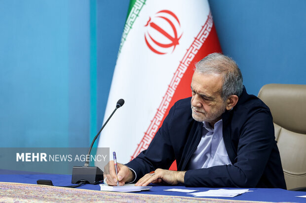 Pezeshkian issues message on foreign-orchestrated riots