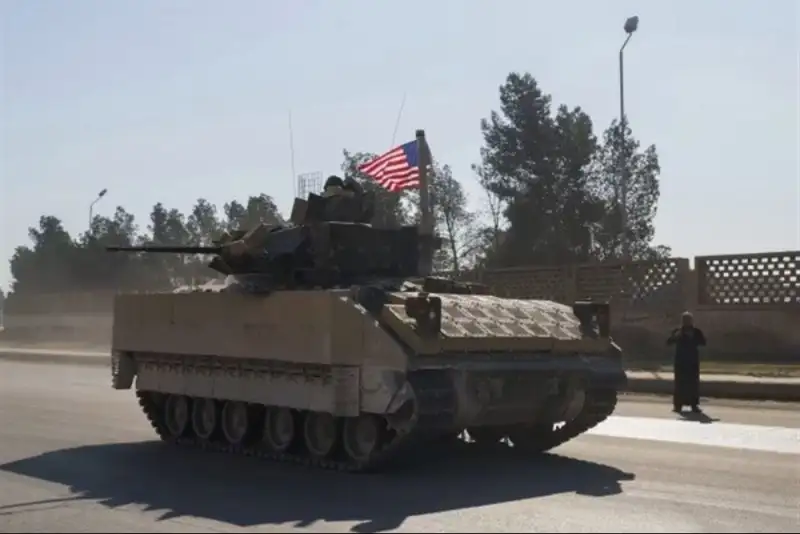 آمریکا در حال بررسی طرح خروج کامل نظامیان از سوریه