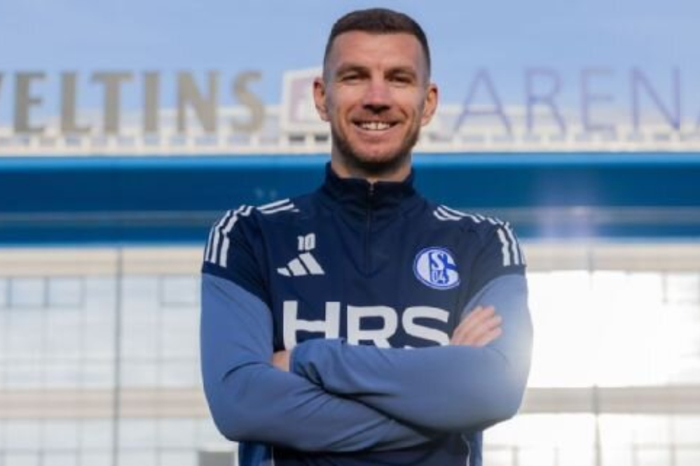 بازگشت گلزن مشهور به آلمان