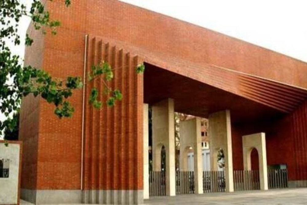 دانشگاه صنعتی شریف کشته یا بازداشتی ندارد