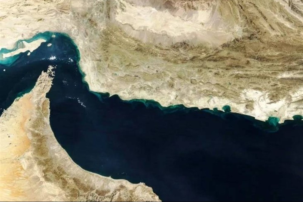 کنترل هوشمند تنگه هرمز در دست سپاه