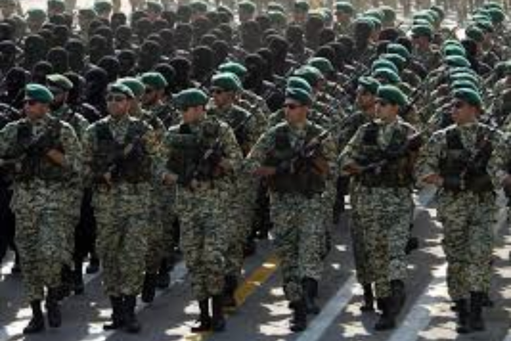 مقام بلندپایه ایرانی: ارتش ما برای بدترین سناریوها آماده است