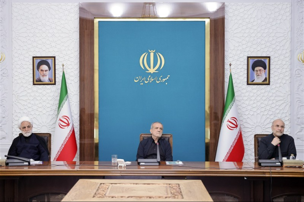 گزارش بانک مرکزی از بازار ارز به سران قوا