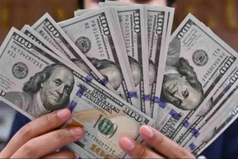 قیمت جهانی دلار افت کرد/ هر دلار امروز چند؟
