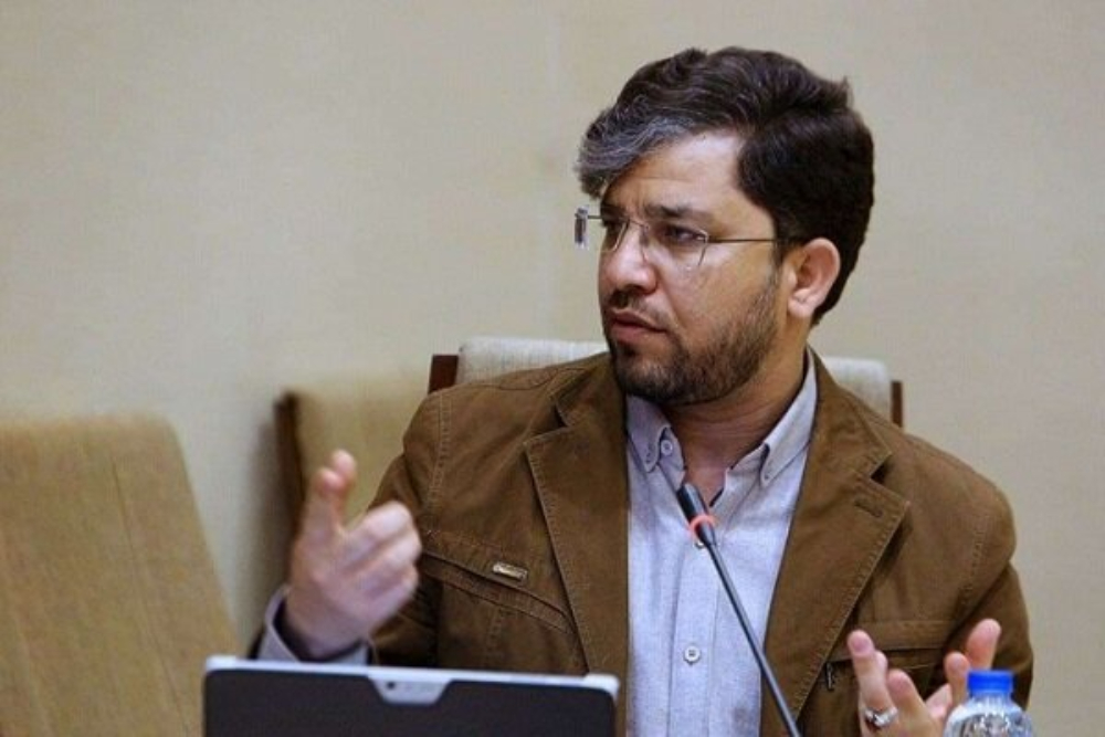 «شکاف نسلی» یا «جامعۀ توده‌وار»؟