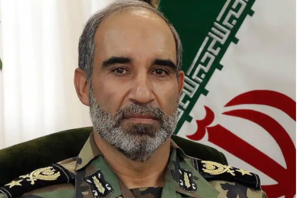 Командующий сухопутными войсками: Мы готовы защищать священную землю Ирана