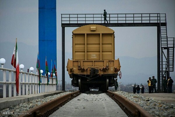 1st rail cargo headed to international destination from Yazd dry port