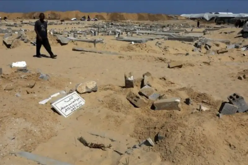 حماس نبش صدها قبر در غزه را محکوم کرد