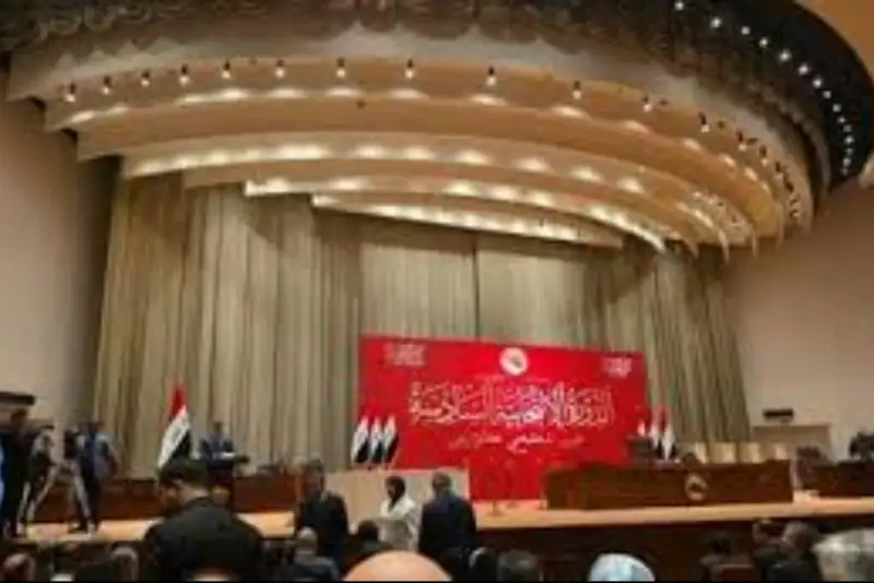 جلسه پارلمان عراق برای انتخاب رئیس‌جمهور به تعویق افتاد