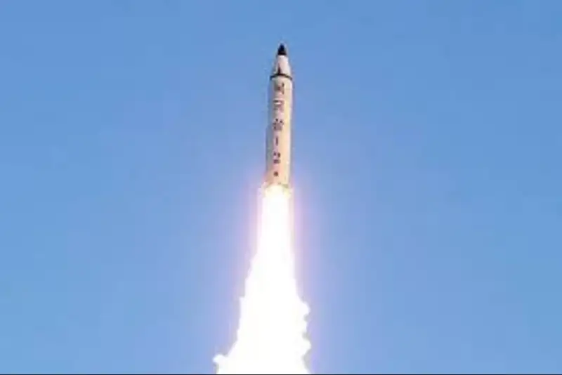 آزمایش موشک بالستیک توسط کره‌شمالی با شلیک به سوی دریای ژاپن