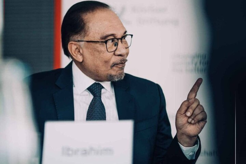 مالزی به آمریکا هشدار داد؛ از لبه پرتگاه عقب‌ نشینی کن