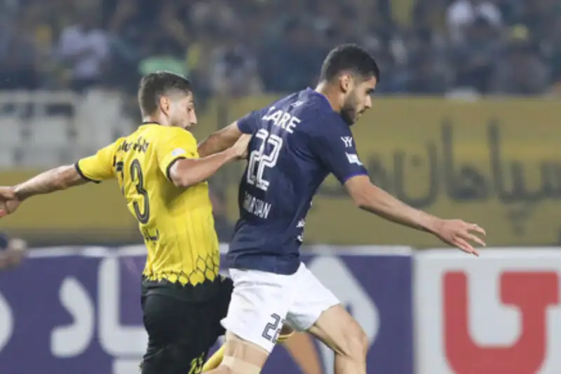 سپاهان- گل گهر ؛ سپاهان در نقش‌جهان به‌دنبال بازگشت به قله