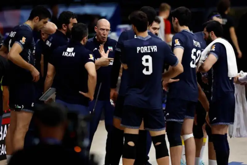 جنگ بین‌قاره‌ای شاگردان پیاتز