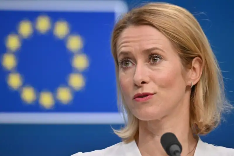 اتحادیه اروپا: کانال‌های دیپلماتیک با ایران باز می‌ماند