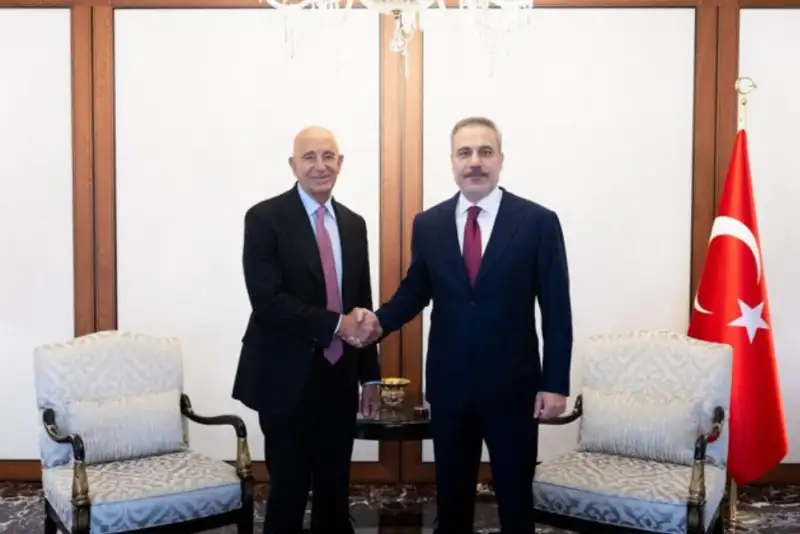 دیدار وزیرخارجه ترکیه با سفیر آمریکا