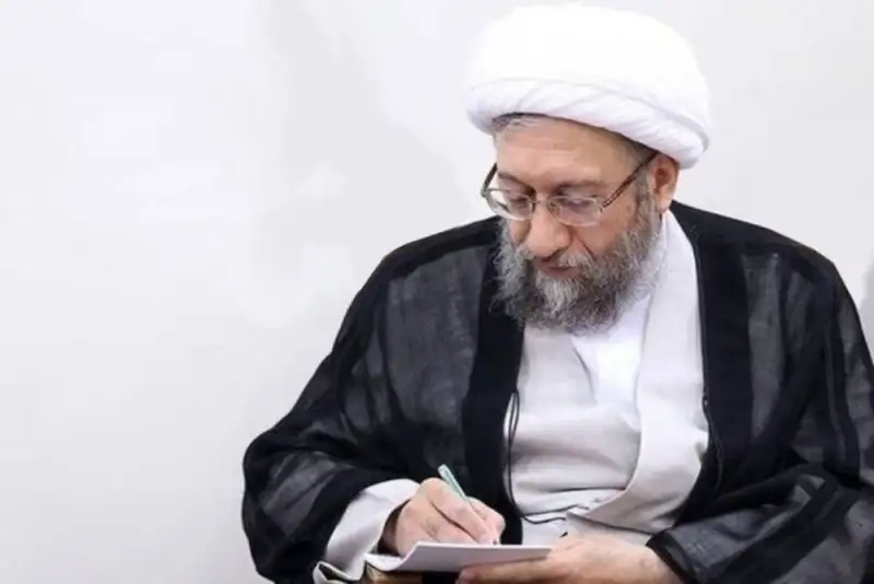 بیانیه آملی‌لاریجانی در حمایت از سپاه پاسداران