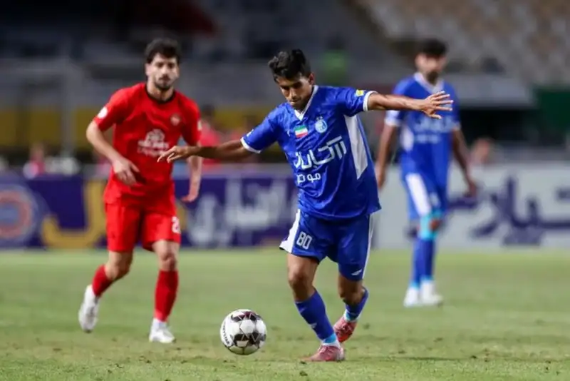 جهش 2 امتیازی استقلال و تراکتور قطعی شد