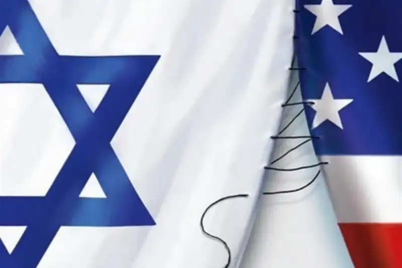 افسر سابق MI6: آمریکا و اسرائیل از هوشیاری مردم ایران شکست خوردند