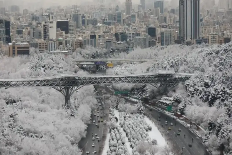 سامانه بارشی از ساعاتی دیگر وارد تهران می‌شود