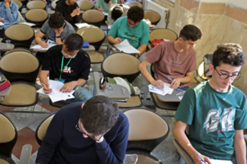 حضور نخبگان ایرانی در جمع 8 کشور برتر المپیادهای علمی جهان