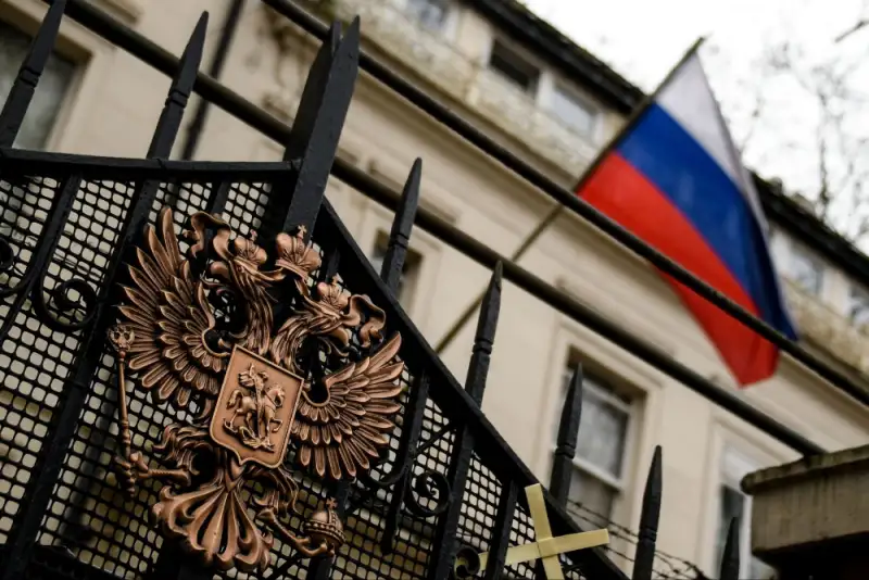 روابط روسیه و انگلیس در سراشیبی