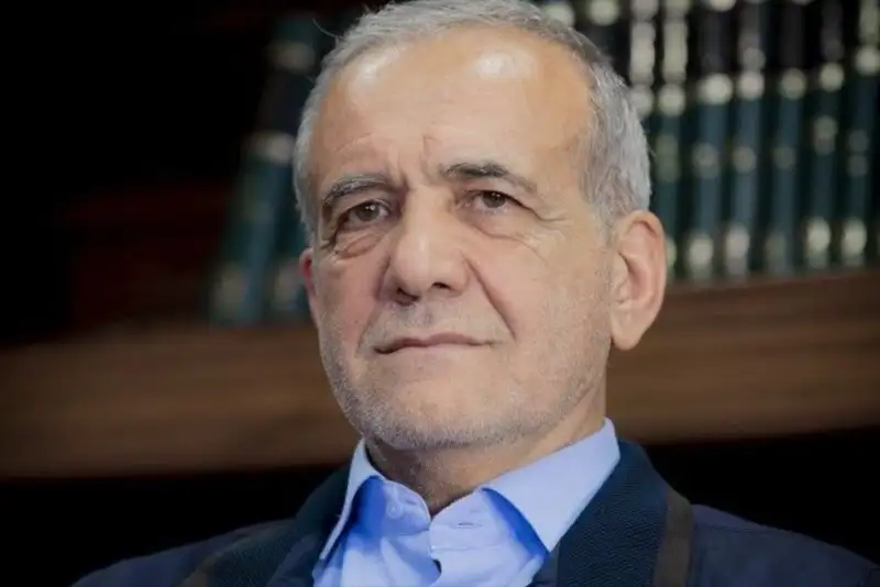 دانشگاهیان چه پاسخی به پرسش‌های پزشکیان دادند؟