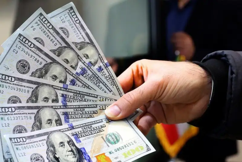 پیش بینی قیمت دلار فردا شنبه 18 بهمن 1404 + تحلیل قیمت دلار