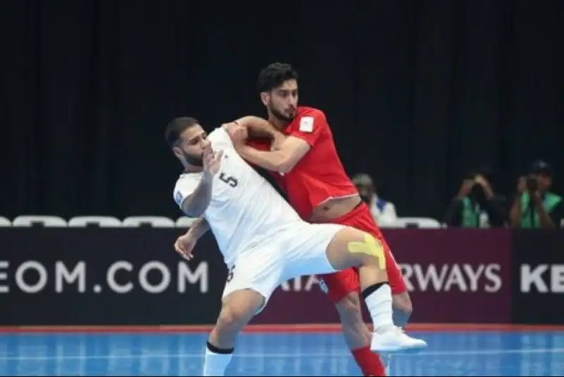 ایران (5)  اندونزیِ (5)