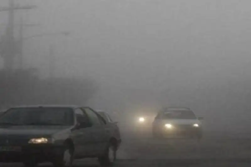 مه غلیظ و ترافیک سنگین در آزادراه های البرز