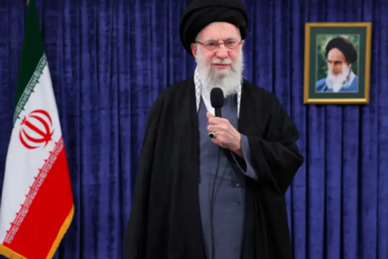 22 بهمن روز رونمایی از قدرت ملت ایران است؛ دشمن را مأیوس کنید