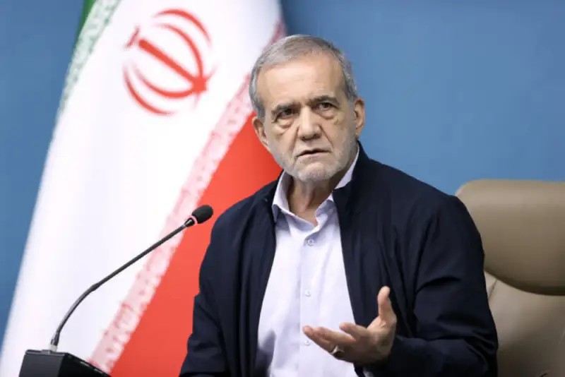 پزشکیان: از ابتدا اعلام کرده‌ایم به‌دنبال جنگ نیستیم اما قرار نیست سر خم کنیم