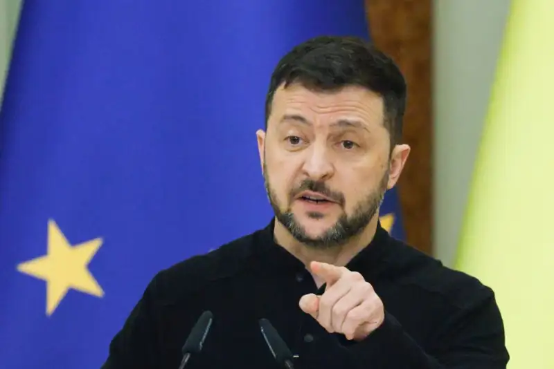 زلنسکی: دور جدید مذاکرات صلح هفته آتی برگزار می‌شود