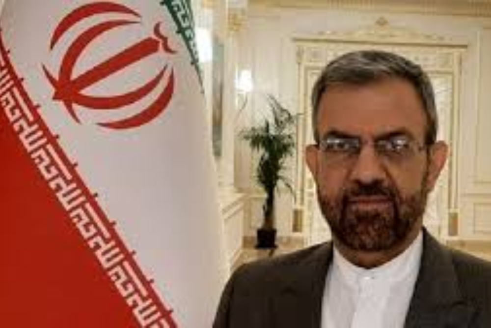 با هر اقدام خلاف استقلال‌مان قاطعانه برخورد می‌کنیم