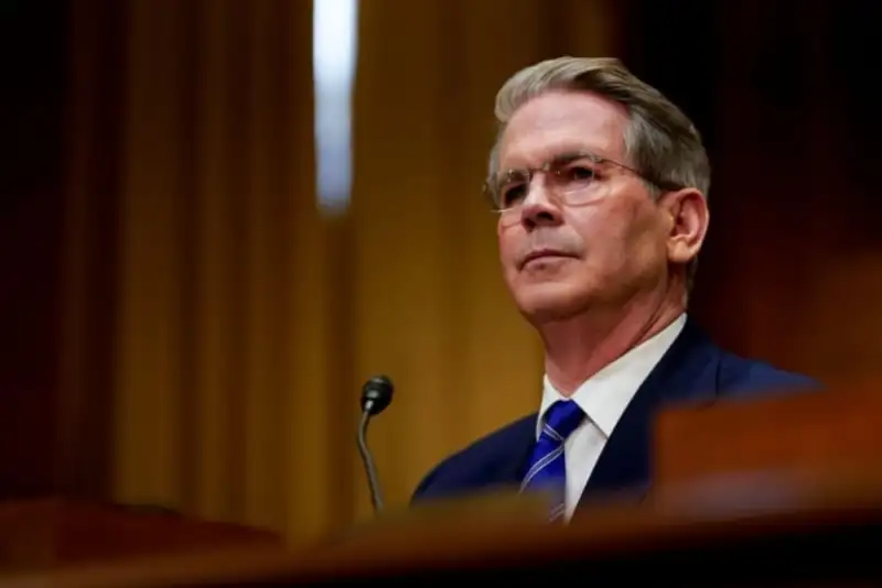 وزیر خزانه‌داری آمریکا : احتمال توافق با ایران وجود دارد