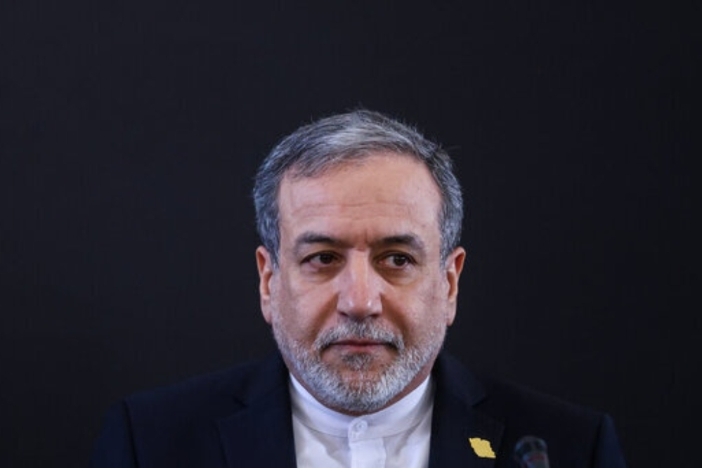 عراقجي: نفضل الدبلوماسية، لكن حقوقنا وكرامتنا وشرفنا غير قابلة للمساومة