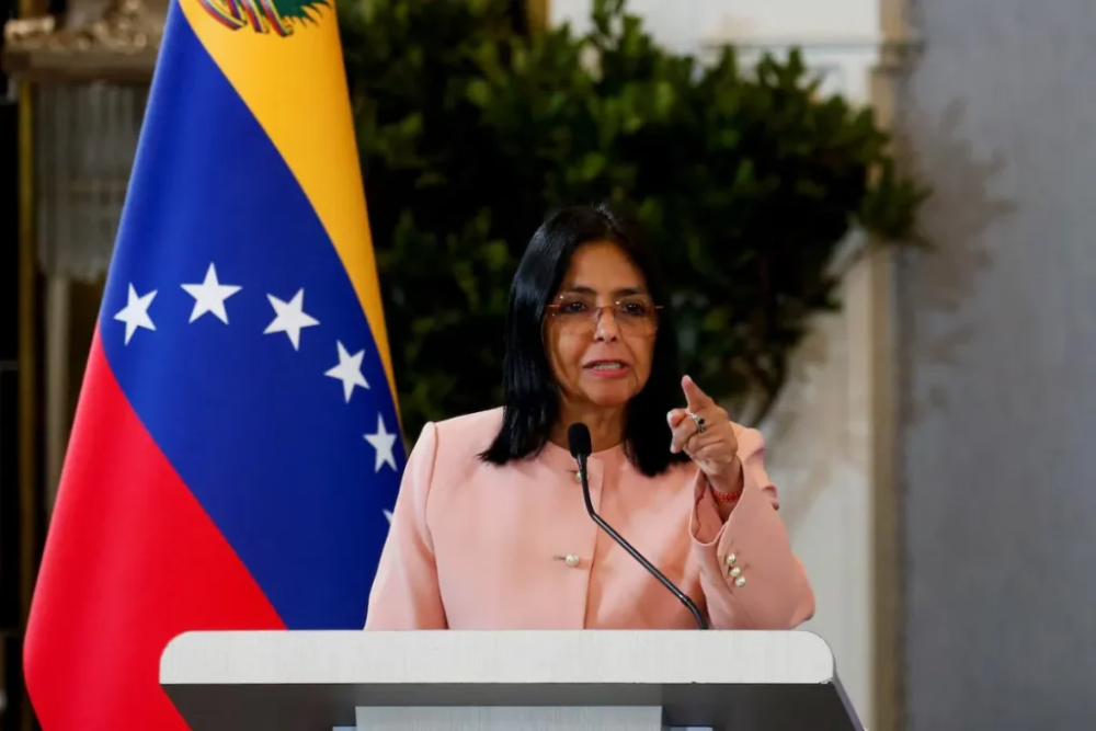 دلسی رودریگز : مادورو رئیس‌جمهور قانونی ونزوئلا است