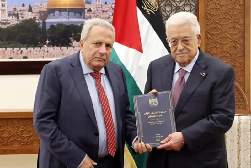 اختلاف گروه‌های فلسطینی بر سر پیش نویس قانون اساسی