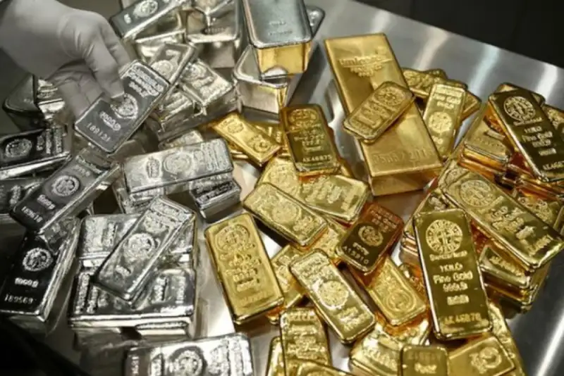 افزایش نسبی خرید بعد از سقوط سنگین طلا و نقره/افزایش دوباره