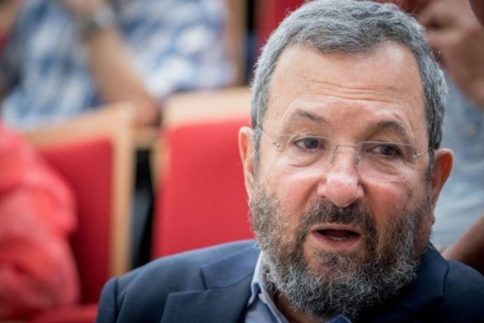 ایهود باراک ارتباطش با اپستین را پذیرفت