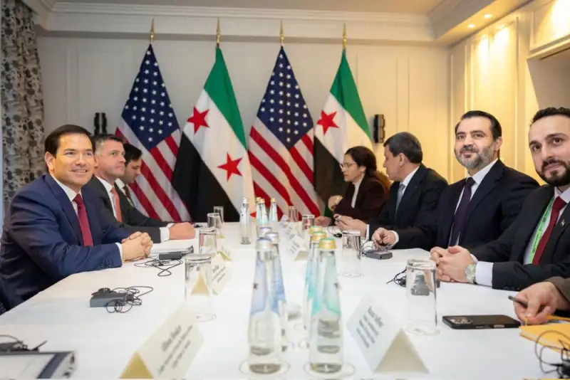 دیدار روبیو با وزیر خارجه سوریه و فرمانده قسد