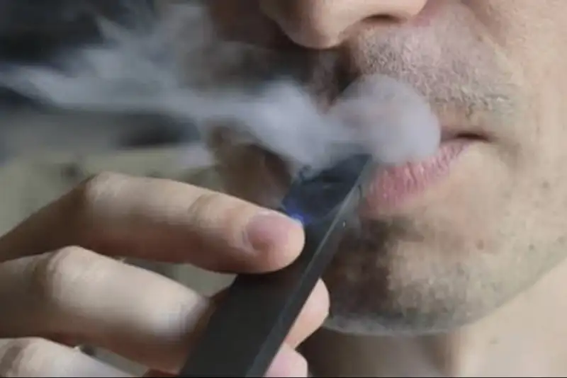 آیا سیگار الکترونیکی جایگزین مناسبی برای ترک سیگار است؟