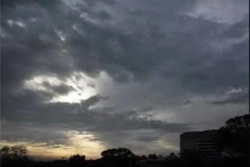 پیش بینی آب و هوای تهران؛ آلودگی به پایتخت بازمی‌گردد