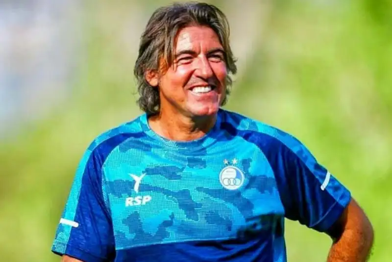 مذاکره مخفیانه برای نیمکت استقلال تهران