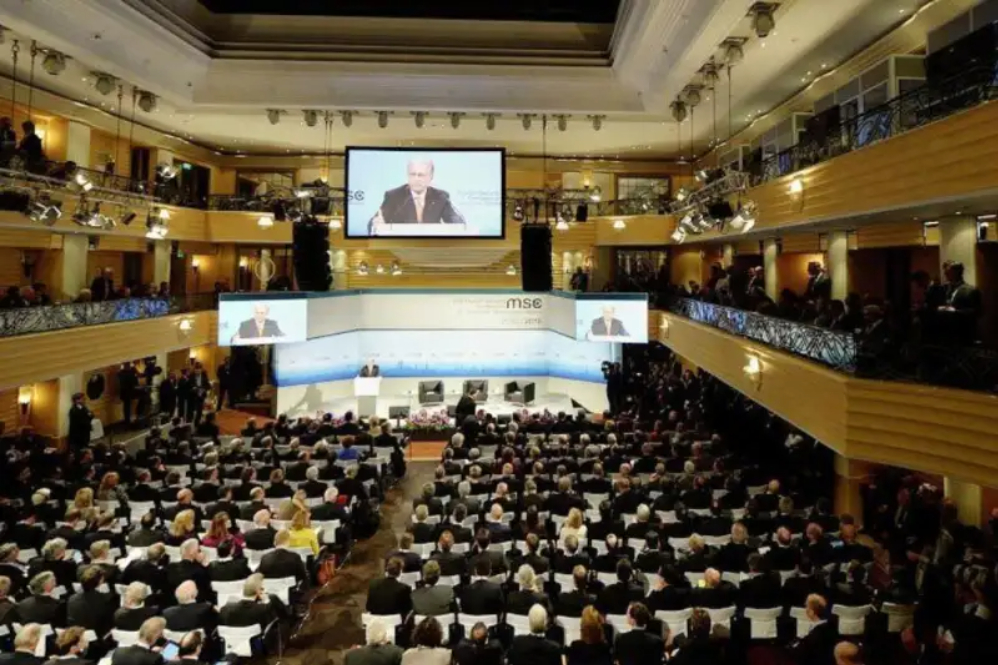 ביטחון או פוליטיקה: מה בחרה מינכן?