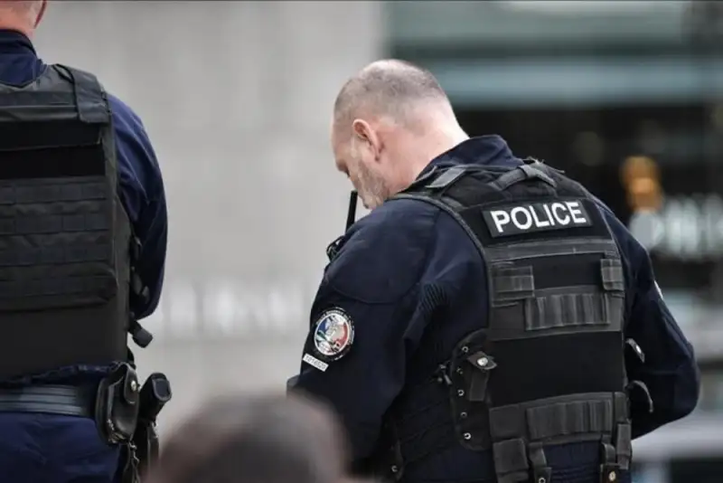 یورش پلیس فرانسه به موسسه جهان عرب در پاریس/ علت چه بود؟