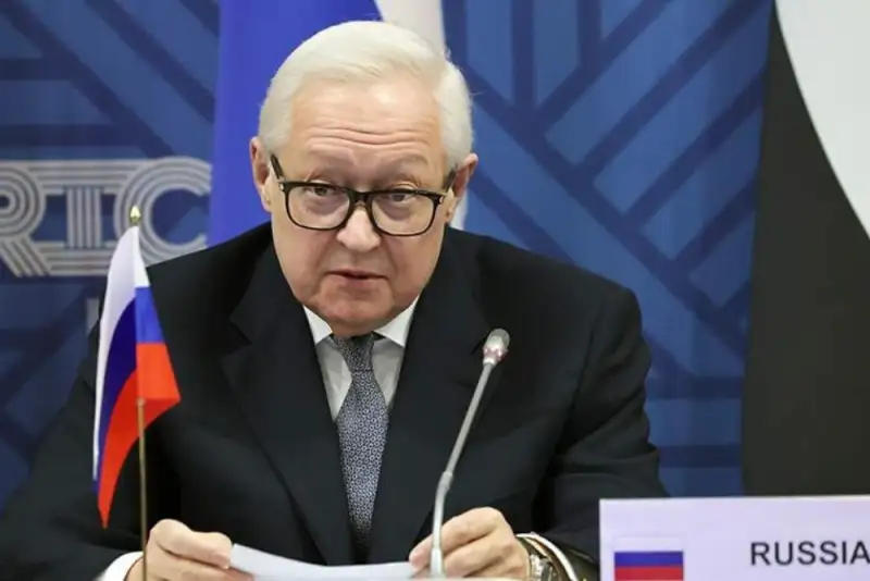 ریابکوف: روند بهبود روابط با آمریکا کند شده‌ است