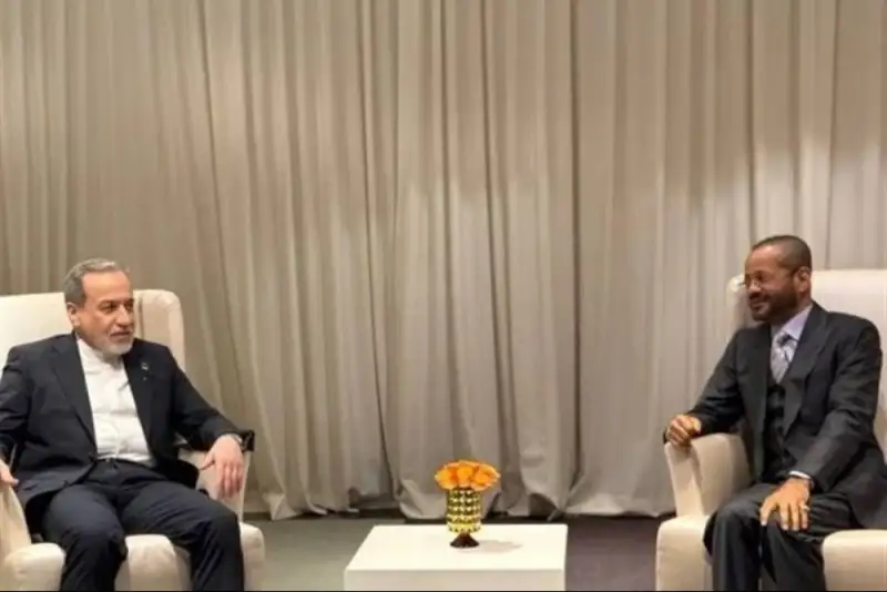 وزرای خارجه ایران و عمان در ژنو دیدار کردند