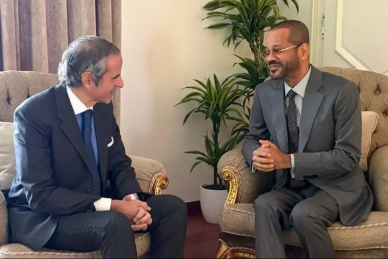 دیدار وزیر خارجه عمان و گروسی با موضوع پرونده هسته‌ای ایران