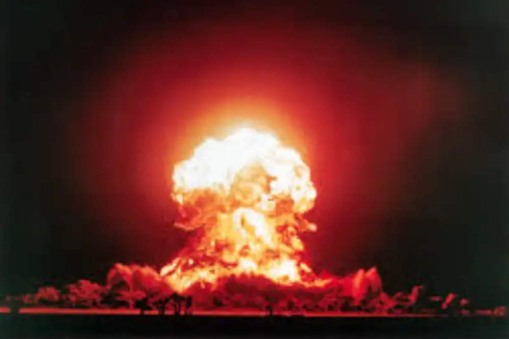 华盛顿宣布：我们将恢复核试验