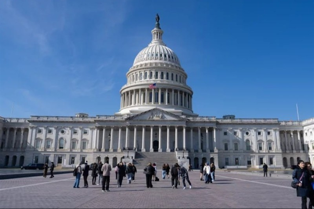 وقوع حادثه امنیتی مقابل کنگره آمریکا